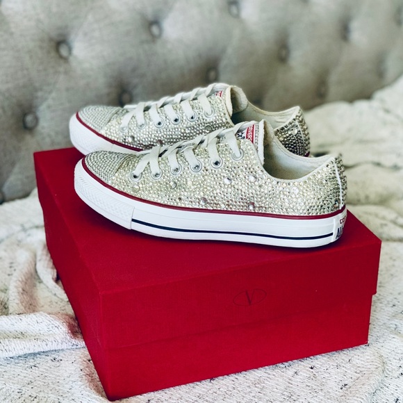 COPY - Rhinestone Converse - Size 7 - Picture 3 of 8